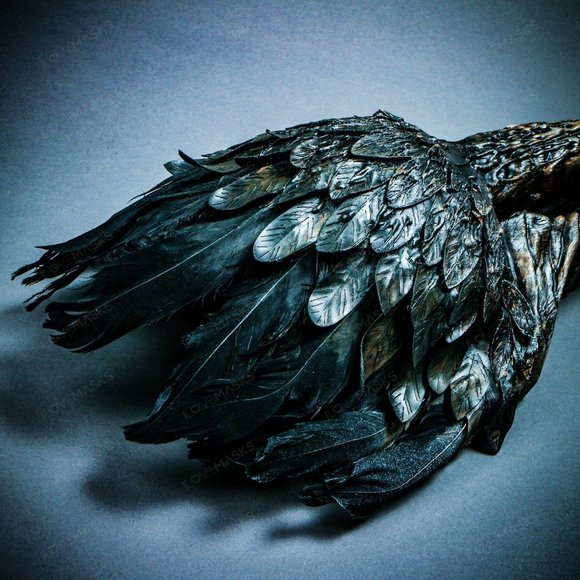 Halloween Brown Bird Curved Nose Feather Plague Do - Picture 8 of 9